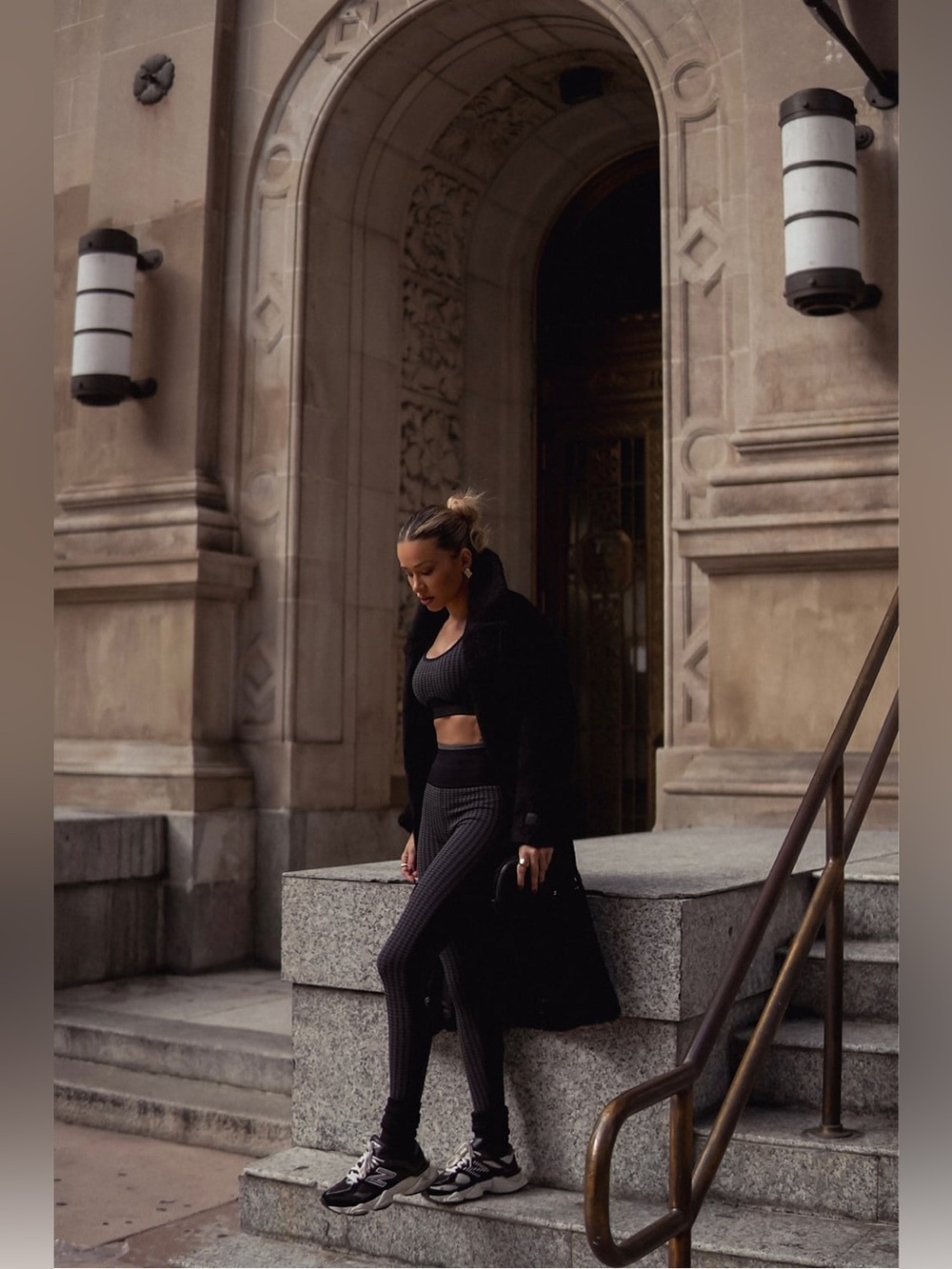 Fabletics Black Houndstooth Seamless High-Waist Leggings - Picture 6 of 11
